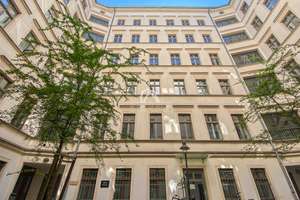 WOHNUNGSPAKET MIT DACHTERRASSE IM WRANGELKIEZ | 1.OG–DG | POTENZIAL | PROVISIONSFREI! – Oppelner Straße 26, 10997 Kreuzberg, Berlin – Vorschaubild 2