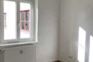 Auf gute Nachbarschaft: ansprechende 2-Zimmer-Wohnung – Cracauer Str. 28, 39114 Magdeburg – Vorschaubild 2
