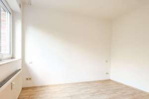 Einziehen & wohlfühlen: Ihre eigene & bezugsfreie Garten-Oase mit Garage! – 48161 Nienberge, Münster – Vorschaubild 8