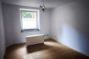 Frisch renovierte 2-Zimmer Erdgeschosswohnung in ruhiger Lage in Düsseldorf-Derendorf/Golzheim – Die vollständige Adresse der Immobilie erhältst du vom Anbieter., 40476 Golzheim, Düsseldorf – Vorschaubild 2