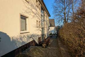 Top-Lage Oberstadt Siegen-Giersberg: Frisch sanierte 2 1/2 Zimmer Wohnung – Die vollständige Adresse der Immobilie erhältst du vom Anbieter., 57072 Siegen, Siegen – Vorschaubild 2