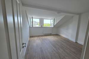 Sorfort frei !!! 2-Zi. ETW im Dachgeschoss - Top Lage !!! – Wilhelm-Leuschner-Str. 40, 64293 Darmstadt-Nord, Darmstadt – Vorschaubild 3