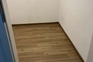 Helle, freundliche 2-Zimmer Wohnung mit Balkon im 1. OG in Kassel-Niederzwehren – Die vollständige Adresse der Immobilie erhältst du vom Anbieter., 34134 Niederzwehren, Kassel – Vorschaubild 4