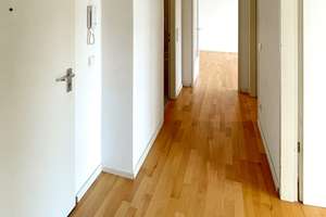 für 2 Jahre ab Oktober: zentrale 2 Zimmer, Balkon im 6. OG, möbliert möglich – Seydelstraße 7, 10117 Mitte (Ortsteil), Berlin – Vorschaubild 3