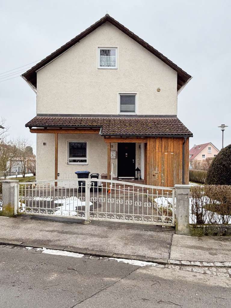 Immobilie in Jettingen-Scheppach - Enfamilienhaus mit 4 Kinderzimmern in ruhiger Ortsrandlage - Bild 2