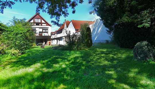 Bild von Großauheim: Charmantes Wohn- und Gewerbeanwesen auf parkähnlichem Grundstück