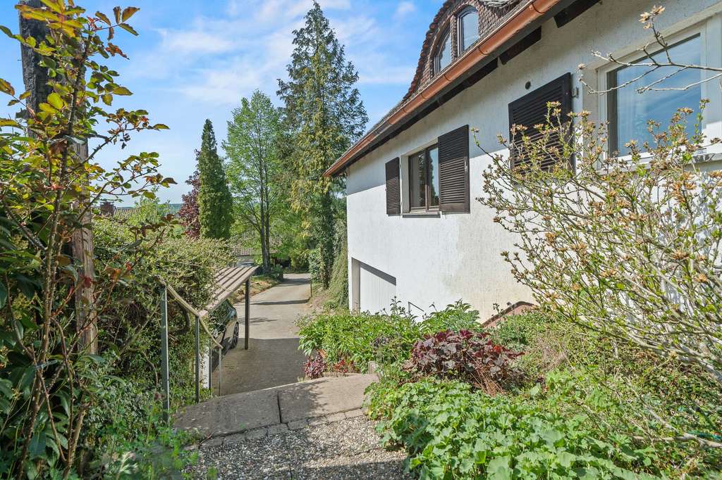 Immobilie in Tengen - Grosszügige, gepflegte Villa in Aussichtslage und Grenzlage zur Schweiz - Bild 3