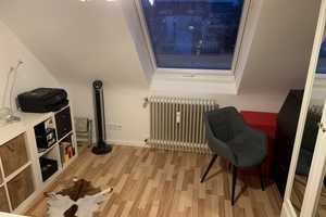 Helle, gemütliche 2,5-Zimmer-Maisonette-Wohnung mit Balkon in Düsseldorf Derendorf – Annastrasse 59, 40477 Düsseldorf – Vorschaubild 10