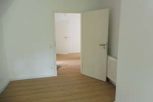 top renovierte 3-Zimmer-Dachterrassen-Wohnung – 93049 Westenviertel, Regensburg – Vorschaubild 11