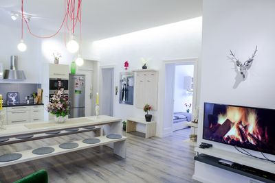 9% Rendite, 100% genehmigtes Airbnb, Toplage, Ertrag 104.000€/Jahr, 12 Jahre nachweisbare Bilanz