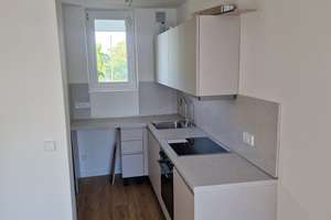 Sanierte Wohnung im Westend mit Einbauküche! – Spandauer Damm 181-183, 14050 Westend, Berlin – Vorschaubild 11