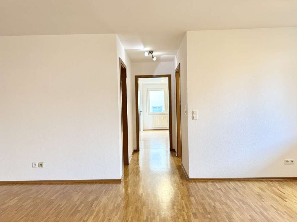 Immobilie in Neuhausen auf den Fildern - Helle 2-Zimmer-Wohnung mit überdachter Terrasse – ideal für Eigennutzer oder Kapitalanleger - Bild 4