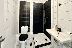 Single-Wohnung mit Duschbad und Pantryküche – Karl-Marx-Str. 64, 18057 Hansaviertel, Rostock – Vorschaubild 9