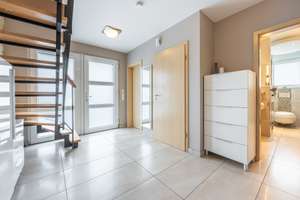 Architektur & Ambiente – wo Stil auf Nachhaltigkeit trifft – Die vollständige Adresse der Immobilie erhältst du vom Anbieter., 22395 Bergstedt, Hamburg – Vorschaubild 2