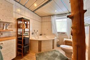 Viel Haus, viel Grund, viele Möglichkeiten – großzügiges Zweifamilienhaus mit ca. 2.500 m² Grund. – Die vollständige Adresse der Immobilie erhältst du vom Anbieter., 94157 Perlesreut – Vorschaubild 22