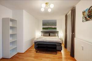 Möbliert: Sehr schöne Erdgeschosswohnung mit Loggia – Die vollständige Adresse der Immobilie erhältst du vom Anbieter., 81667 Haidhausen Nord, München – Vorschaubild 3