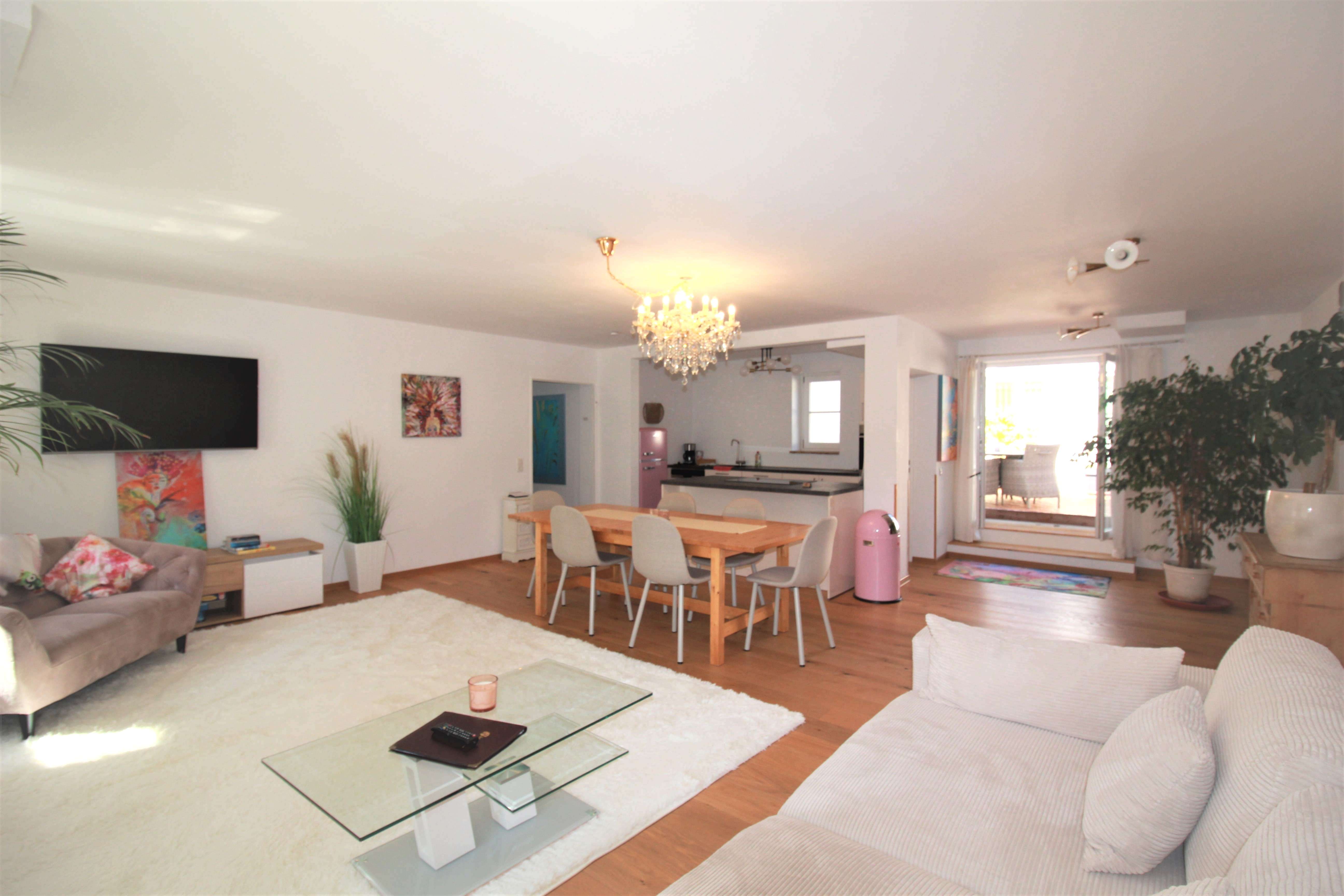 Immobilie in Kolbermoor - **Traumhaft schöne ca. 130 m² Wohnung mit Lichtinnenhof in Kolbermoor** - Bild 10