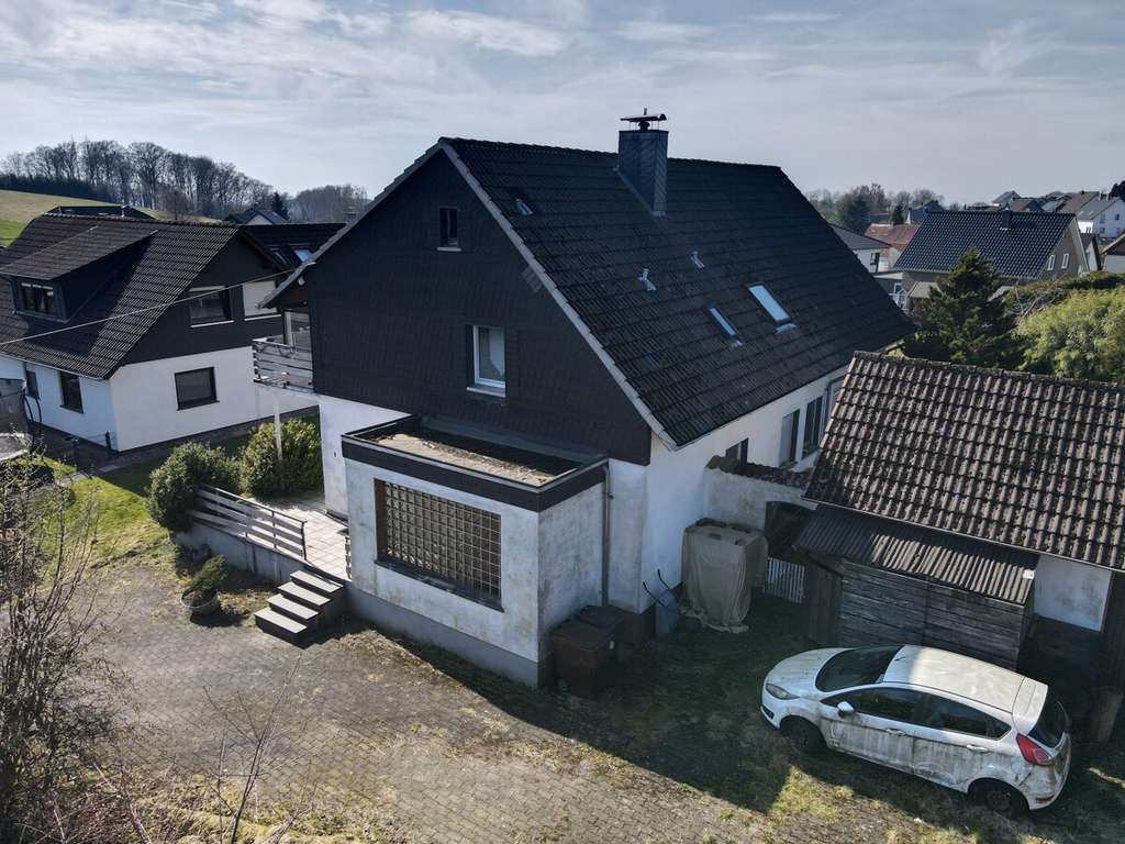 Immobilie in Marienheide - VR Immo: Renovierungsbedürftiges Zweifamilienhaus mit großem Grundstück in beliebter Lage - Bild 3