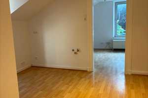Kleine, ruhige Wohnung in zentraler Lage mit 2 Zi., kl. Diele, neuem Bad in D-dorf-Friedrichstadt – Jahnstraße 83, 40215 Düsseldorf – Vorschaubild 4