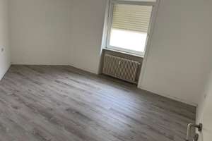 Moderne 2 ZKB Wohnung im Erdgeschoss