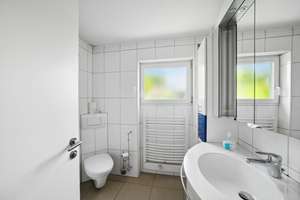 Charmanter Bungalow mit sonnigem Grundstück in toller Lage von Alterlangen – Die vollständige Adresse der Immobilie erhältst du vom Anbieter., 91056 Heiligenloh, Erlangen – Vorschaubild 15