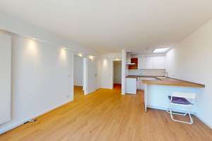 Erstbezug nach Kernsanierung: Charmante Wohnung mit ansprechender Einbauküche und Grünblick! – Blanckertzstraße 13, 40629 Ludenberg, Düsseldorf – Vorschaubild 4