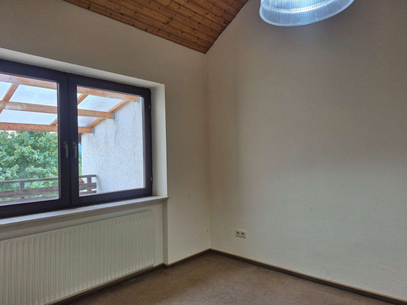 Immobilie in Bruchmühlbach-Miesau - Großzügiges Reihenmittelhaus in ruhiger Sackgasse im Grünen - Bild 10