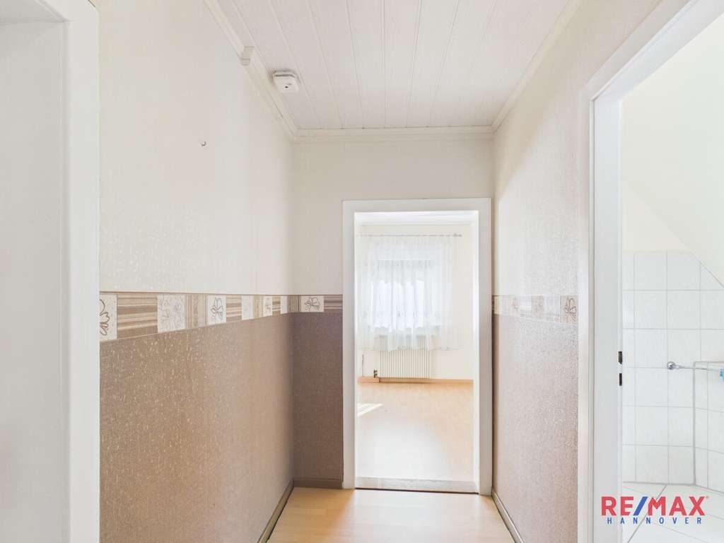 Immobilie in Schwarmstedt - Zweifamilienhaus mit großem Grundstück und Doppelgarage in Schwarmstedt-Grindau! - Bild 3