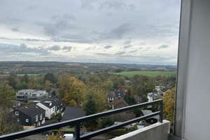 Ansprechende 4-Zimmer-Wohnung mit spektakulärer Aussicht mit Balkon in Wuppertal – Am Eckbusch 35, 42113 Uellendahl-Katernberg, Wuppertal – Vorschaubild 15