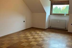 Charmante Dachgeschosswohnung mit Fernblick in Neunburg vorm Wald zu vermieten – Die vollständige Adresse der Immobilie erhältst du vom Anbieter., 92431 Neunburg vorm Wald – Vorschaubild 10