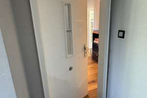 Bestlage am Hofgarten, 3-Zi., 90qm, edles Parkett, Balkon, EBK, Aufzug, Gge., v. Privat – Jägerhofstr. 25, 40479 Pempelfort, Düsseldorf – Vorschaubild 11