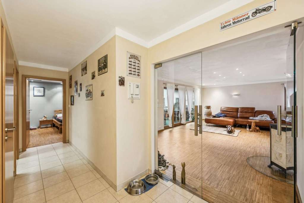 Immobilie in Achern - Großzügiges Einfamilienhaus / Mehrgenerationenhaus in Achern-Önsbach - Bild 4