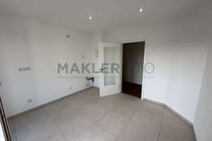 **Modernisierte 3-Zimmer-Erdgeschosswohnung mit Balkon, Stellplatz und eigenem Gartenanteil** – Stephensonstraße 27, 1257 Leuben (Stadtteil), Dresden – Vorschaubild 11