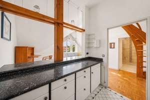 STILVOLLES 3 Zi. - DACHGESCHOSS MIT 26QM DACHTERRASSE– in einzigartigem Baudenkmal mit Aufzug – Die vollständige Adresse der Immobilie erhältst du vom Anbieter., 10585 Charlottenburg, Berlin – Vorschaubild 11