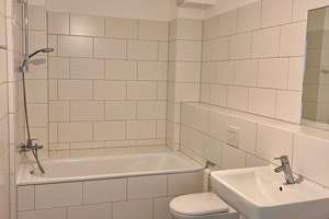 Hamburg-Altona - Helle & moderne 2 Zimmerwohnung mit Loggia und offener Küche – Holstenstraße 111, 22767 Altona-Altstadt, Hamburg – Vorschaubild 9