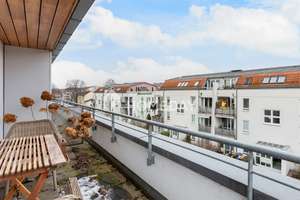 Ruhig, zentral, besonders – 2-Zimmer-Wohnung mit Dachterrasse, EBK und TG-Stellplatz! – Die vollständige Adresse der Immobilie erhältst du vom Anbieter., 4277 Connewitz, Leipzig – Vorschaubild 4