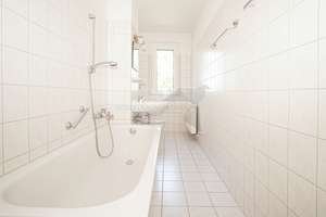 !! Angebot: 1 Jahr Stellplatz geschenkt !! Gemütliche 3-Zimmer-Wohnung mit Balkon und Tageslichtbad – Max-Saupe-Straße 74, 9131 Ebersdorf, Chemnitz – Vorschaubild 9