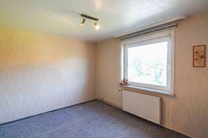 Charmante Doppelhaushälfte auf Erbpachtgrund mit großem Garten und Gestaltungspotenzial – Die vollständige Adresse der Immobilie erhältst du vom Anbieter., 23560 Moisling, Lübeck – Vorschaubild 11
