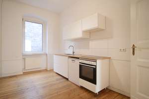 Bezugsfreie 4-Zimmer-Altbauwohnung in Charlottenburg – Die vollständige Adresse der Immobilie erhältst du vom Anbieter., 10627 Charlottenburg, Berlin – Vorschaubild 8