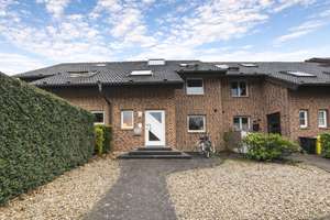 Familienfreundliches Einfamilienhaus in Düsseldorf-Einbrungen – Die vollständige Adresse der Immobilie erhältst du vom Anbieter., 40489 Wittlaer, Düsseldorf – Vorschaubild 1