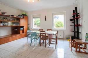 Gut geschnittene 3-Zimmer Hochparterre-Wohnung in ruhiger Lage von Feuerbach – Die vollständige Adresse der Immobilie erhältst du vom Anbieter., 70469 Feuerbach-Mitte, Stuttgart – Vorschaubild 2