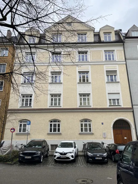 Stilvoller Altbauklassiker in Bestlage, München – Bild 3