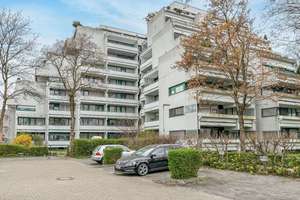 3-Zimmer-Wohnung mit Pool, Sauna und TG-Stellplatz – Starkes Investment mit Zukunftspotenzial – Die vollständige Adresse der Immobilie erhältst du vom Anbieter., 85057 Mitte, Ingolstadt – Vorschaubild 10