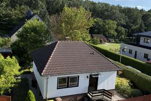 Charmantes, frisch renoviertes Einfamilienhaus mit ca. 160 m² Wohnfläche und Garten