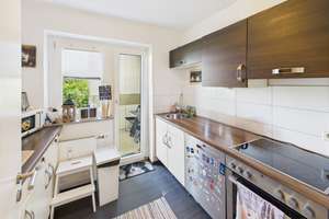 Charmante 3-Zimmer-Wohnung mit großem Balkon in grüner Lage | SONTONA – Die vollständige Adresse der Immobilie erhältst du vom Anbieter., 42117 Elberfeld, Wuppertal – Vorschaubild 9