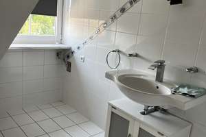 Wohnen mit Charakter: 3-Zimmer-Dachgeschosswohnung in Bad Griesbach – 94086 Bad Griesbach im Rottal – Vorschaubild 9