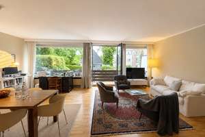 Hochparterre-Wohnung mit großem Südbalkon, Kamin und Einzelgarage – 22609 Nienstedten, Hamburg – Vorschaubild 3