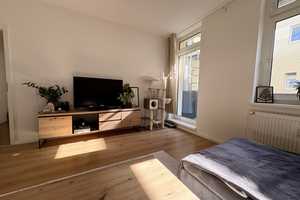 Nachmieter gesucht für schöne 3-Zimmerwohnung  – Braunschweiger Straße 2, 39112 Magdeburg – Vorschaubild 1