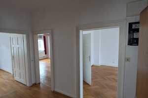3-Raum-Wohnung mit Balkon in Stuttgart West  – Stuttgart – Vorschaubild 3