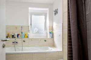 Neuwertiger Wohntraum mit großer Süd-Loggia, EBK und Tiefgarage  im begehrten Proviantbachviertel – Die vollständige Adresse der Immobilie erhältst du vom Anbieter., 86153 Am Schäfflerbach, Augsburg – Vorschaubild 6